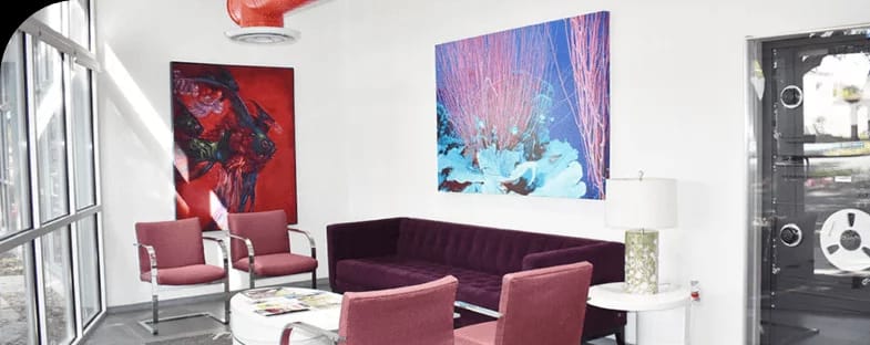 Mission - Professional office environment