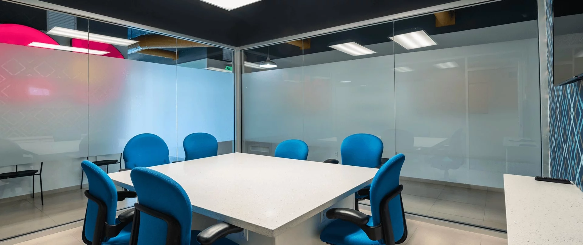 executive-suites background